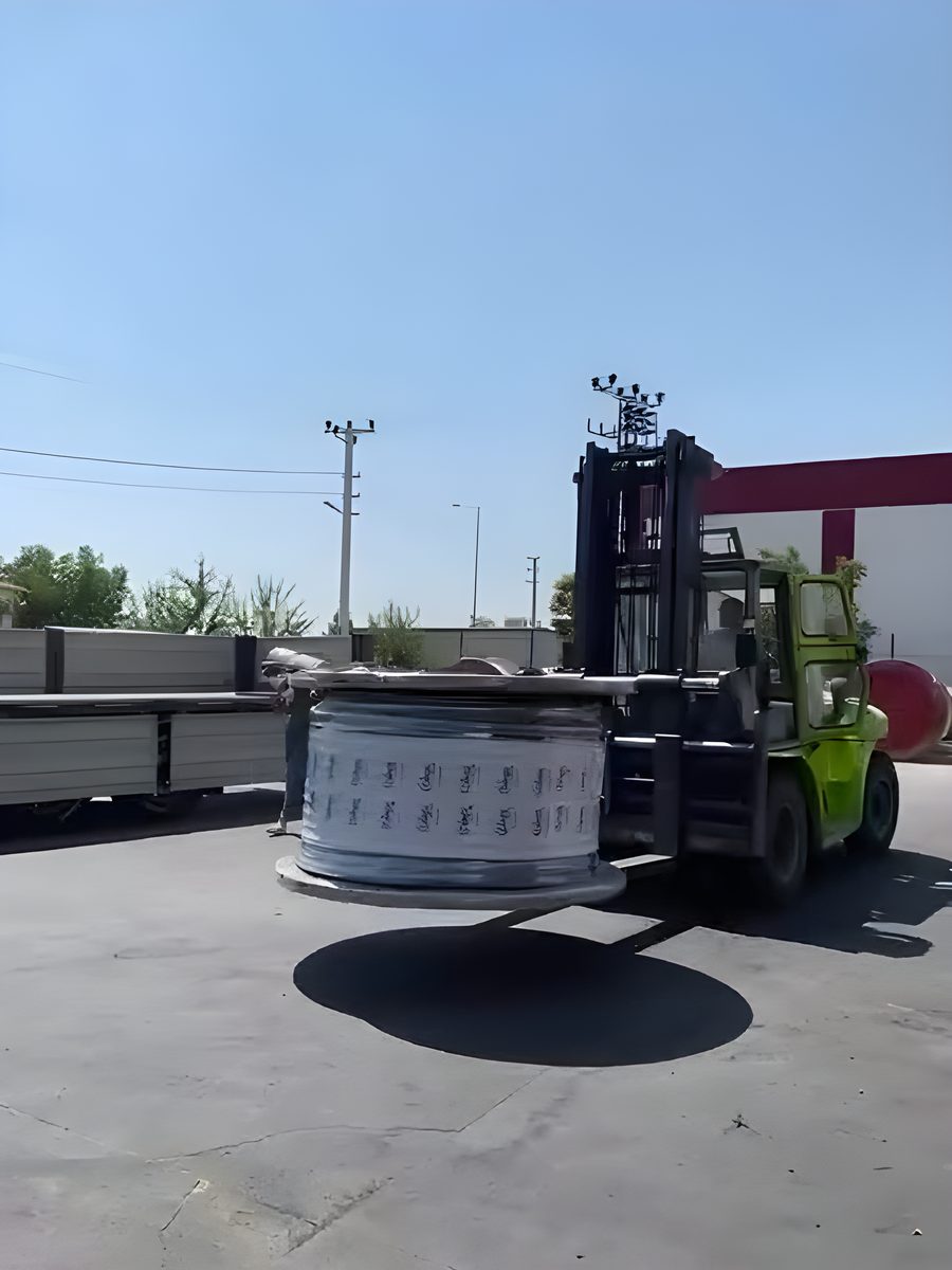 Makaraların tıra yüklenmesi